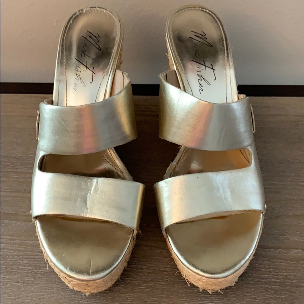 Great condition Marc Fisher wedge sandals.